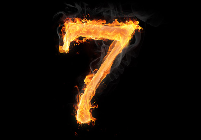 Число 7 в виде. Огненная цифра 7. Цифра 7 в огне. Огненная семерка. Крутая цифра 7.