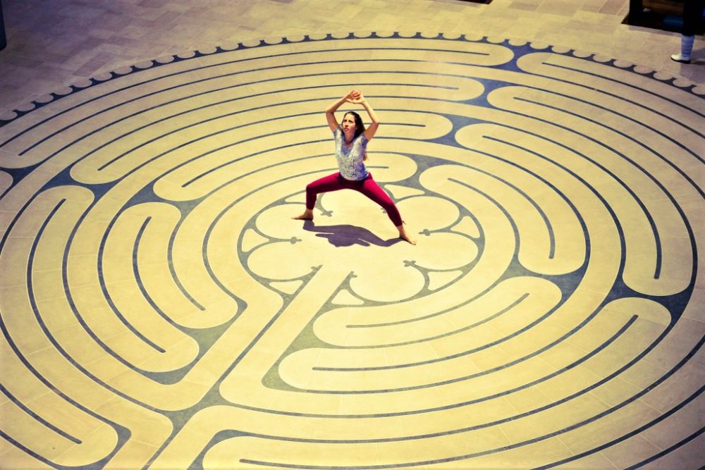 labyrinth-backyard-labyrinth-outdoor-decor